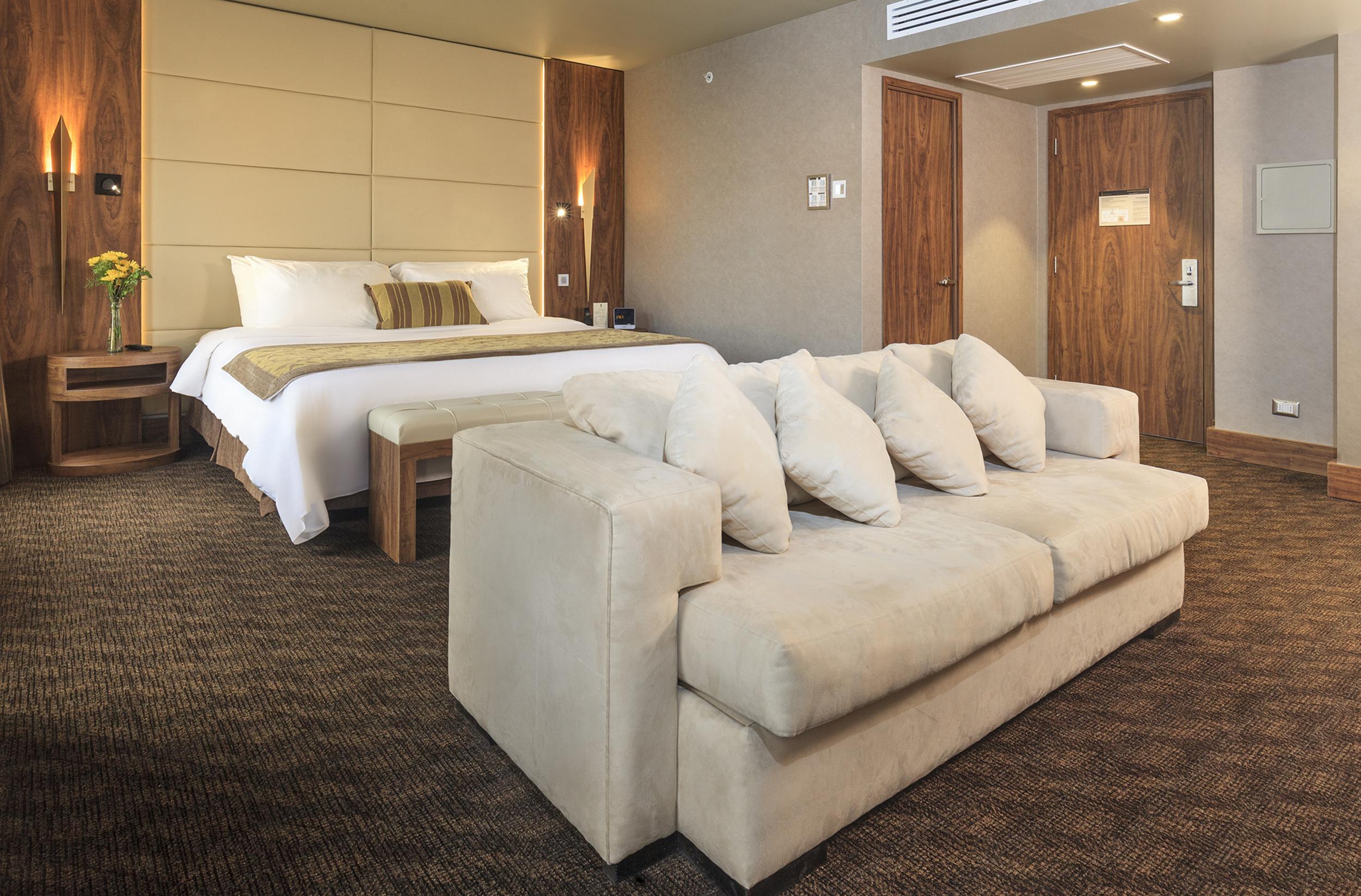 ホテル リーガル パシフィック サンティアゴ エクステリア 写真 Suite at the Radisson Blu Hotel, Brussels