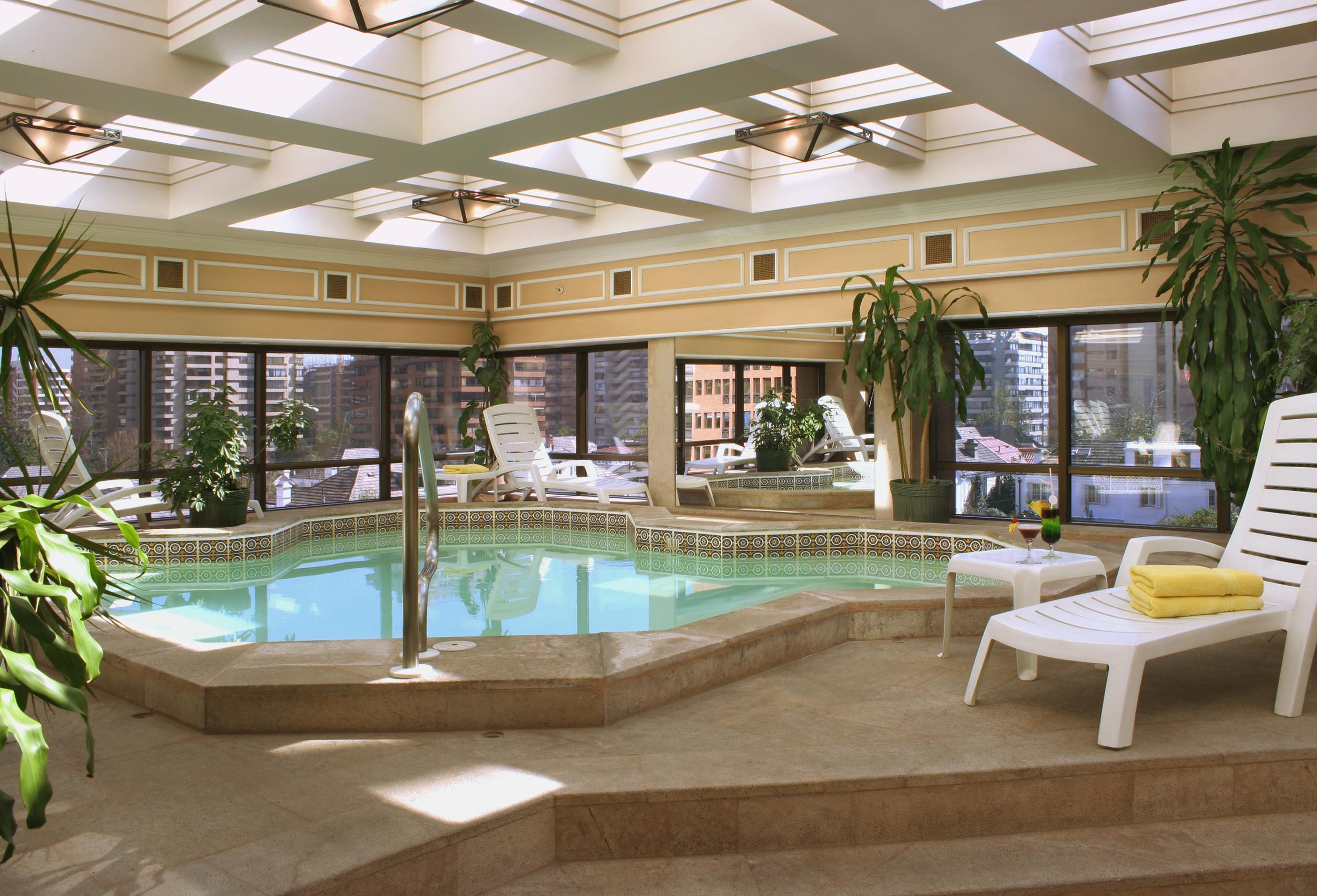 ホテル リーガル パシフィック サンティアゴ エクステリア 写真 The pool at the Four Seasons Hotel