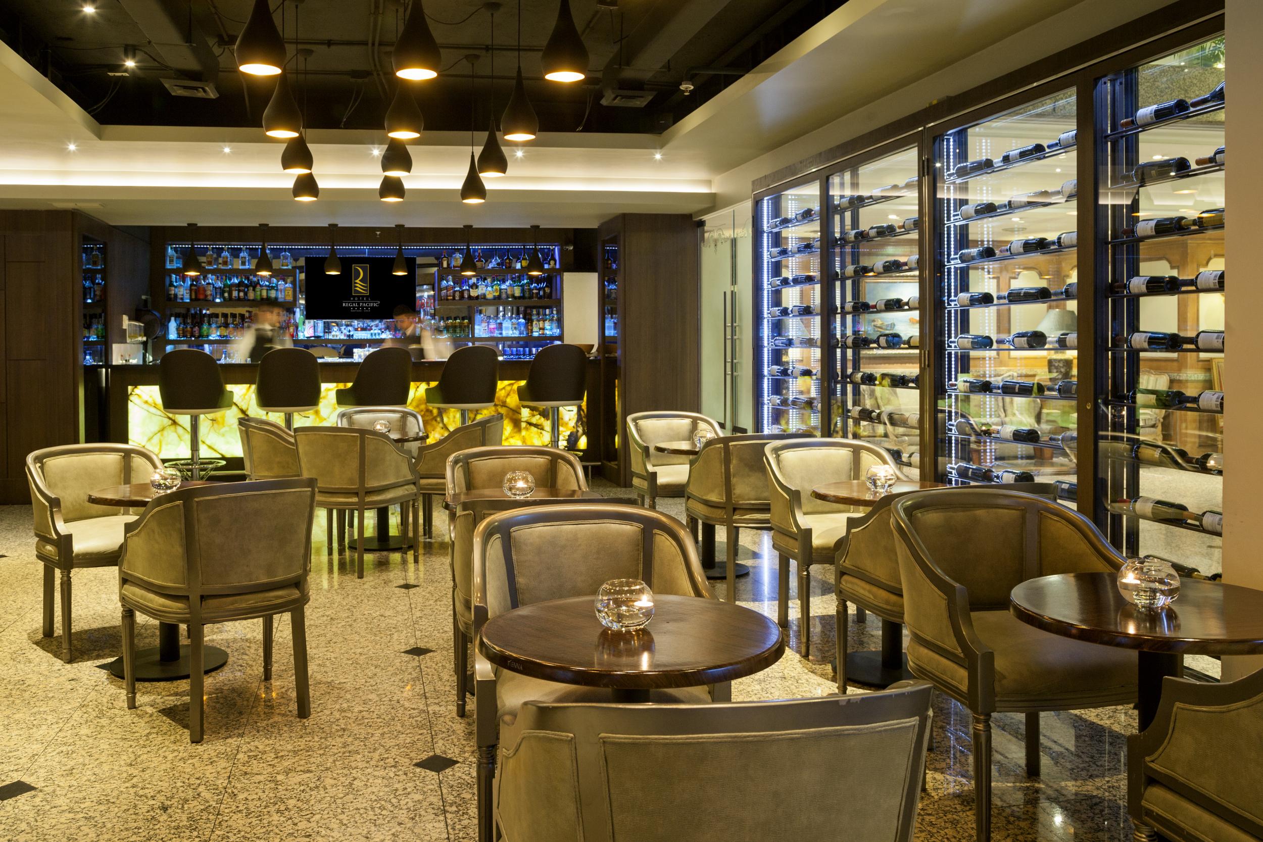 ホテル リーガル パシフィック サンティアゴ エクステリア 写真 The Wine Bar
