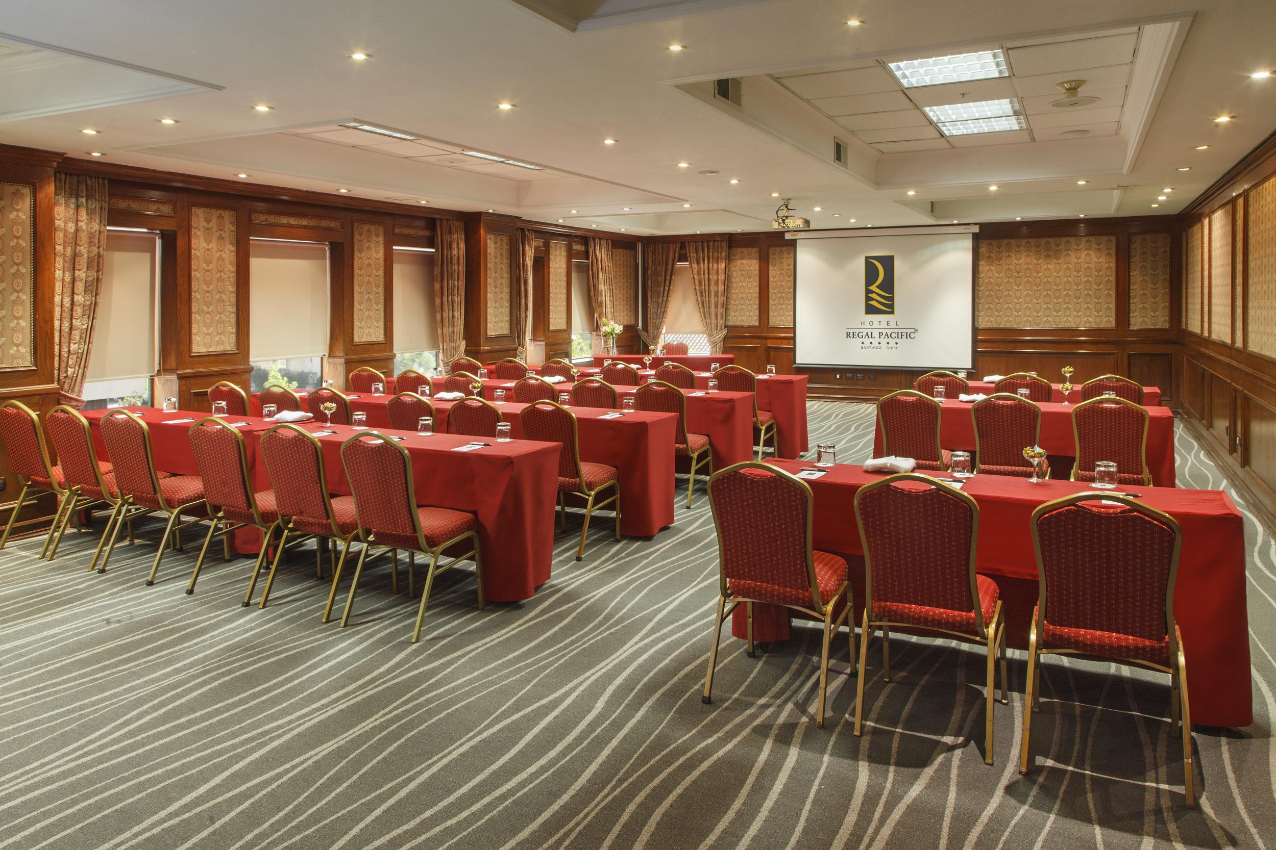 ホテル リーガル パシフィック サンティアゴ エクステリア 写真 A typical conference room
