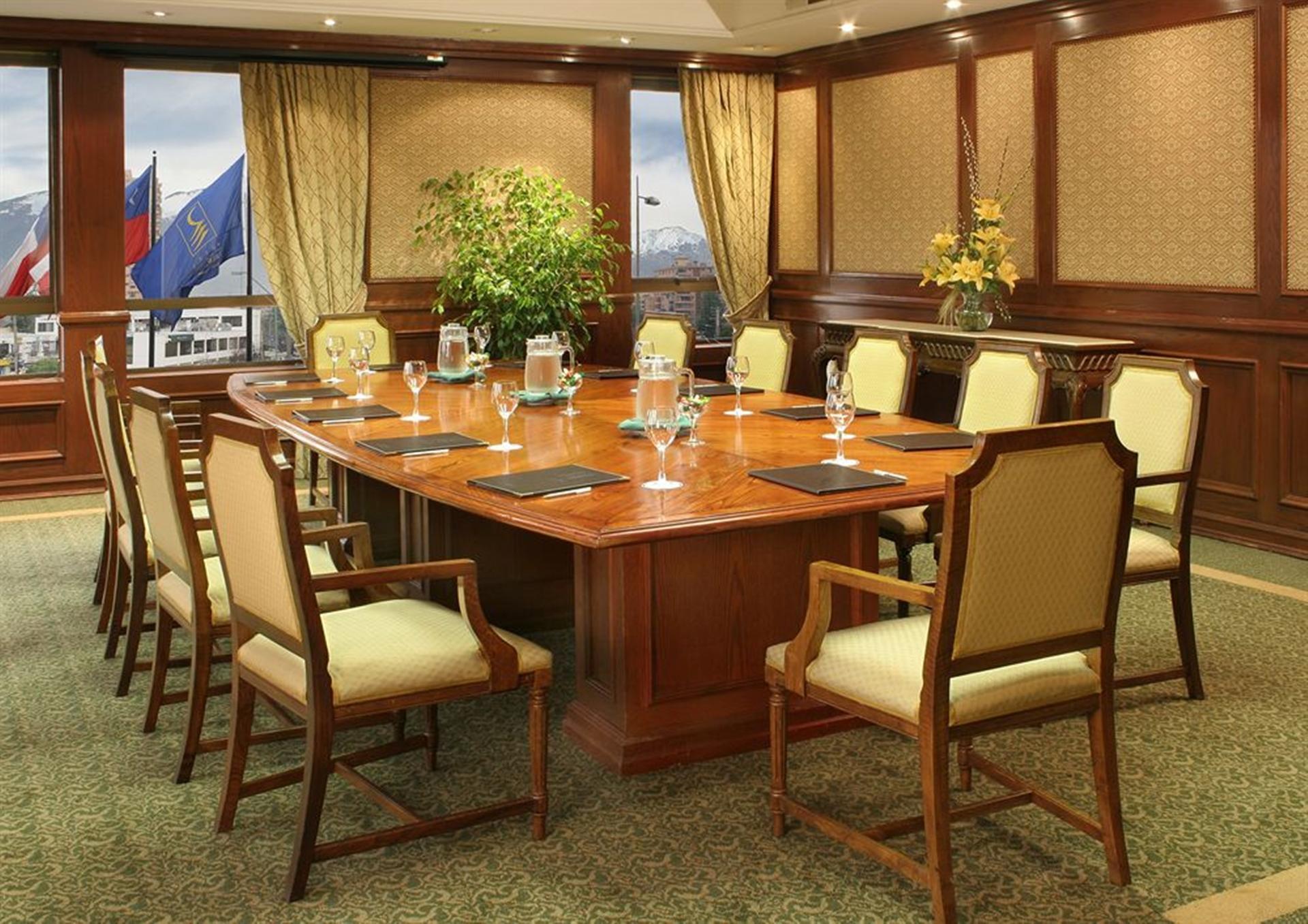 ホテル リーガル パシフィック サンティアゴ エクステリア 写真 The meeting room of the European Economic and Financial Affairs Council